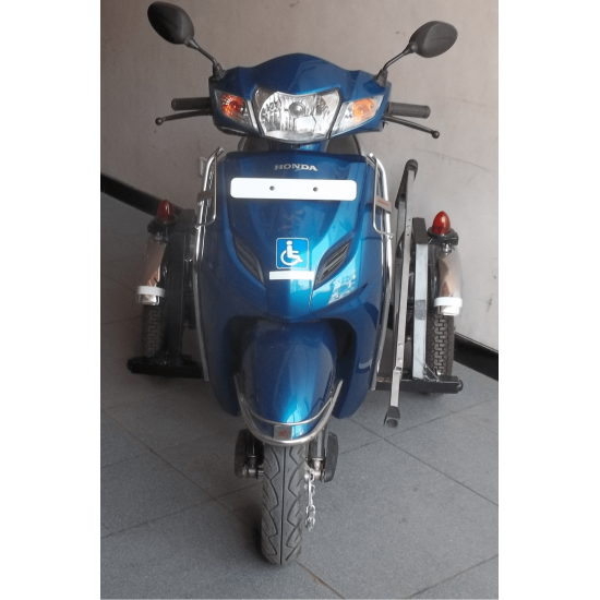 Side wheel attachment for any Two wheeler